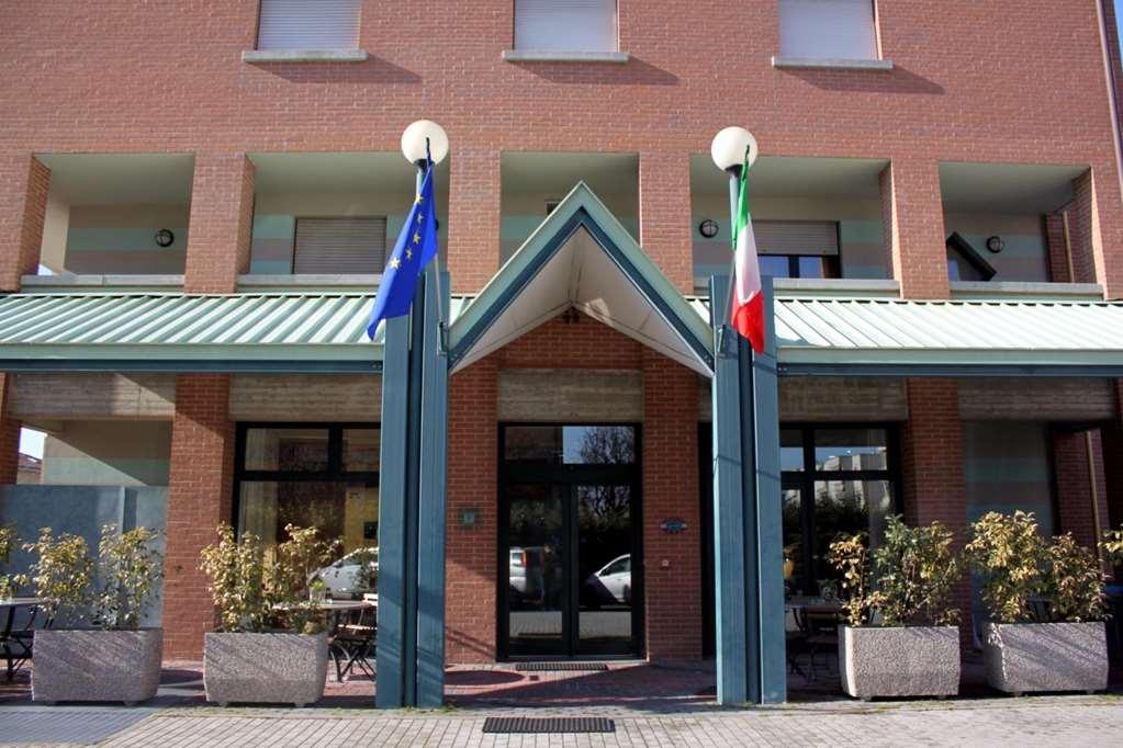 Leonardo Hotel Parma Exterior photo
